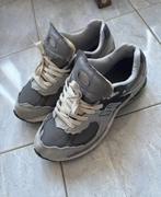 New balance 2002R, Sport en Fitness, Loopsport en Atletiek, Ophalen, Zo goed als nieuw