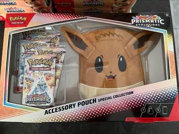 Pokemon prismatic evolutions eevee pouch  beschikbaar voor biedingen