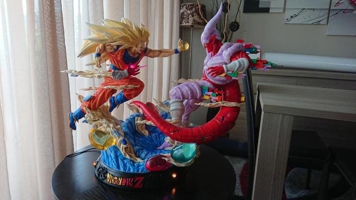 Goku SSJ3 vs Janemba KD Collectibles, Collections, Statues & Figurines, Neuf, Enlèvement