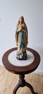 Statue de Marie en plâtre, Enlèvement