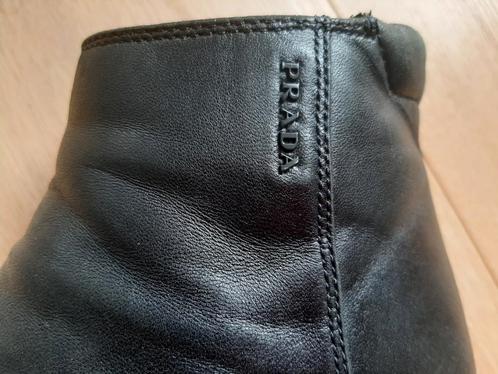 PRADA bottines noires en cuir, Vêtements | Femmes, Chaussures, Porté, Boots et Botinnes, Noir, Envoi