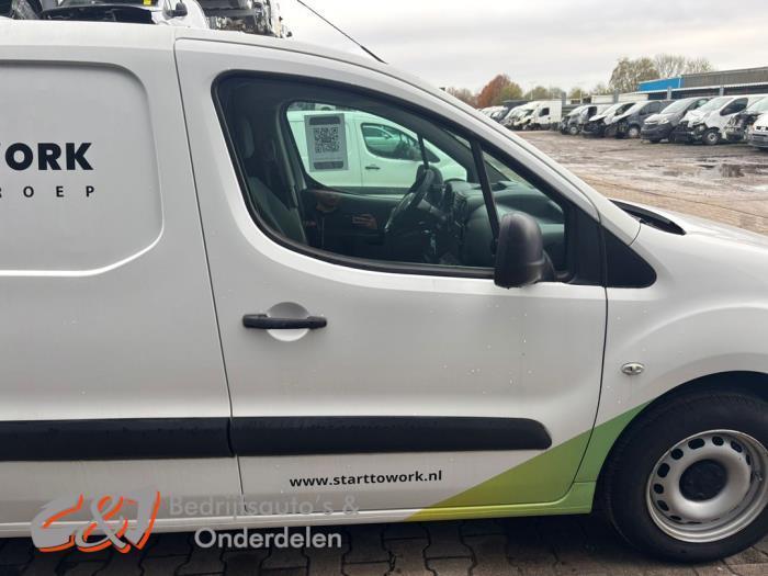 Portier 2Deurs rechts van een Peugeot Partner (EWP), Auto-onderdelen, Carrosserie, Deur, Peugeot, Gebruikt, 3 maanden garantie