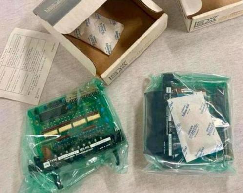 TOSHIBA EX10-MD131 PLC Moduul module + EX10-MR061 240 vac, Hobby en Vrije tijd, Elektronica-componenten, Nieuw, Ophalen of Verzenden