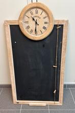 Memorybord met klok Riverdale 1 meter op 55 cm, Ophalen, Zo goed als nieuw, Analoog, Wandklok