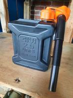 Jerrycan bidon Givi 2,5 liter, Fietsen en Brommers, Brommers | Toebehoren, Ophalen, Zo goed als nieuw
