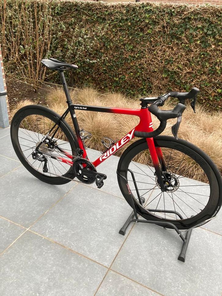 Ridley racefiets di2 12 speed als nieuw!, Fietsen en Brommers, Fietsen | Racefietsen, Zo goed als nieuw, Carbon, Ophalen