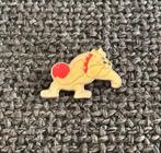 PIN - BOWLING - HOND - DOG - CHIEN, Verzenden, Gebruikt, Sport, Speldje of Pin