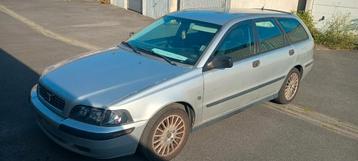 Volvo V40 1.9TD 75kw (102pk), Autos, Achat, Particulier, V40, Euro 3