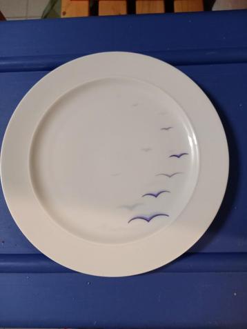 service vaisselle, blanc oiseaux bleus beschikbaar voor biedingen