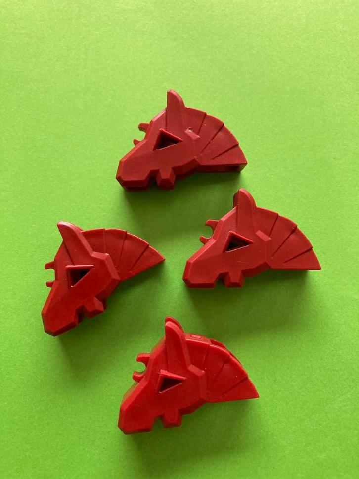Lego paardenhelm bordeaux (4x), Kinderen en Baby's, Speelgoed | Duplo en Lego, Zo goed als nieuw, Lego, Losse stenen, Verzenden