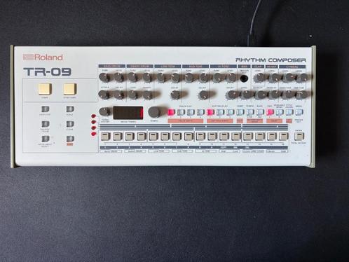 Roland Boutique TR-09 Rhythm Composer, Muziek en Instrumenten, Drumcomputers, Zo goed als nieuw, Roland, Ophalen of Verzenden