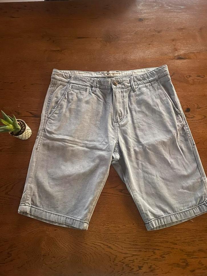 short Denim, Kleding | Heren, Broeken en Pantalons, Zo goed als nieuw, Maat 48/50 (M), Grijs, Ophalen of Verzenden