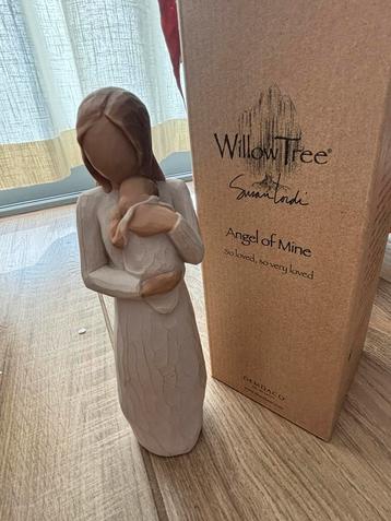 2 figurines en resine WillowTree beschikbaar voor biedingen