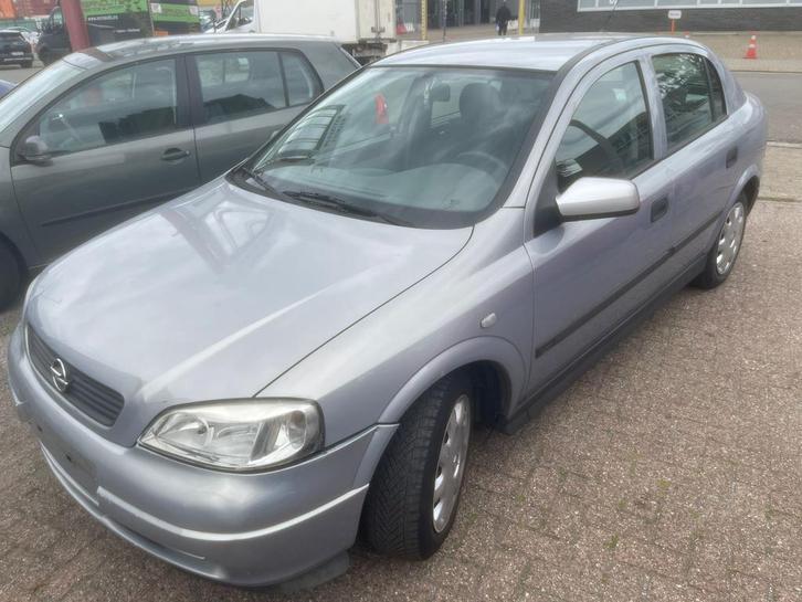 Opel Astra 1.4 benzine gekeurd v.vk., Auto's, Opel, Particulier, Astra, ABS, Airbags, Alarm, Boordcomputer, Centrale vergrendeling