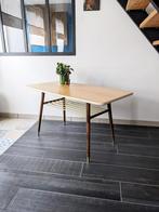 Table basse des années 50, Enlèvement ou Envoi