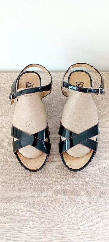 Zwarte sandalen van Ella Cruz. Schoenmaat 37