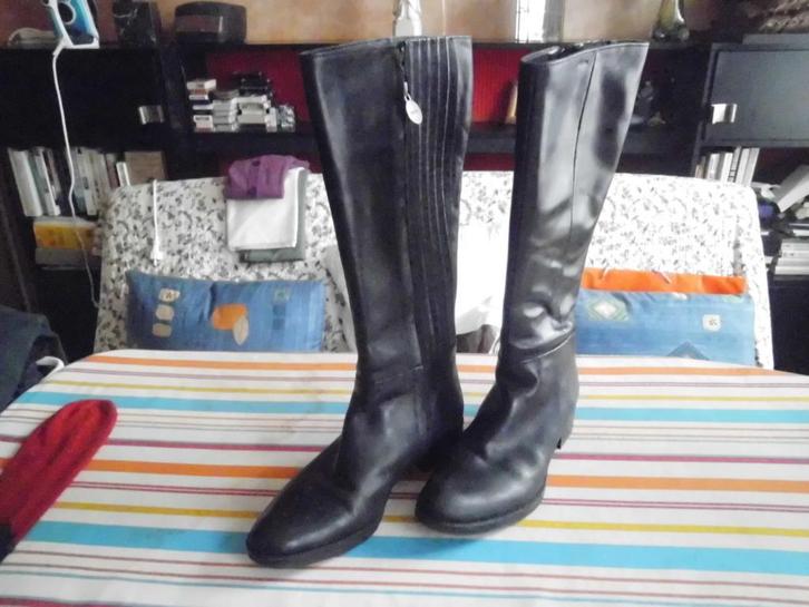 Bottes dame cuir noir GEOX Pointure 37, Vêtements | Femmes, Chaussures, Porté, Bottes hautes, Noir, Enlèvement ou Envoi