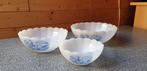3 kommen arcopal, Ophalen of Verzenden, Zo goed als nieuw, Kom(men)