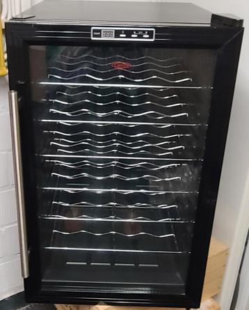 Wijnkoelkast - CAVISS - 24 flessen beschikbaar voor biedingen