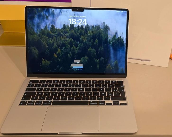 MacBook Air M2 256GB - 8GB RAM - Silver, Informatique & Logiciels, Apple Macbooks, Utilisé, MacBook Air, 13 pouces, Inconnu, 256 GB