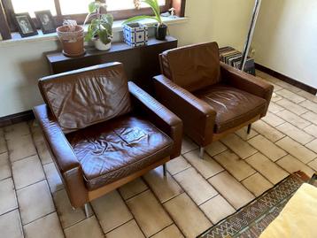 Design stoelen beschikbaar voor biedingen