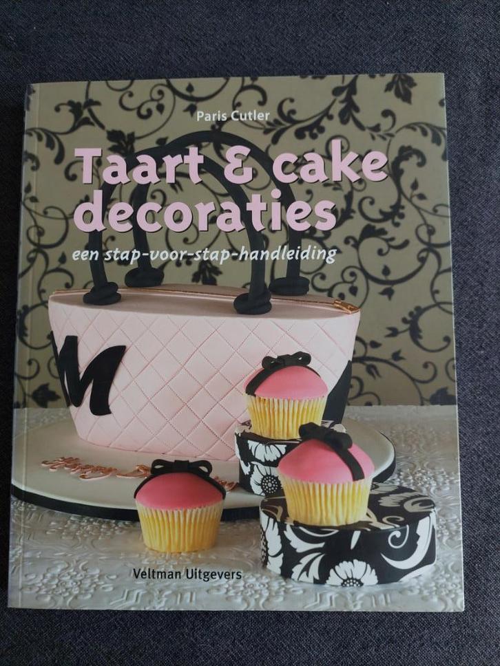 Taart & cake decoraties, Hobby en Vrije tijd, Taarten en Cupcakes maken, Zo goed als nieuw, Boek of Tijdschrift, Taarten of Cupcakes