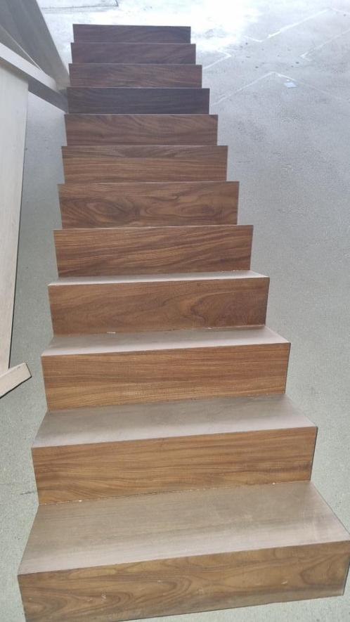 Trappen voor binnen in woning, Doe-het-zelf en Bouw, Ladders en Trappen, Zo goed als nieuw, Trap, Ophalen