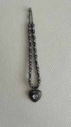 Ketting parel grijs met hart, Ophalen, Zo goed als nieuw, Grijs
