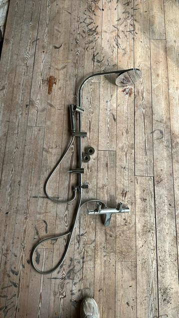Chrome regendouche met handsproeier en thermostatische kraan beschikbaar voor biedingen