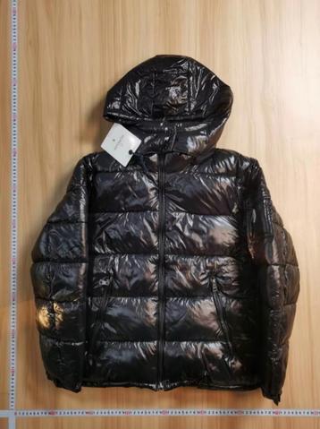 Moncler maya jacket, Enlèvement, Comme neuf