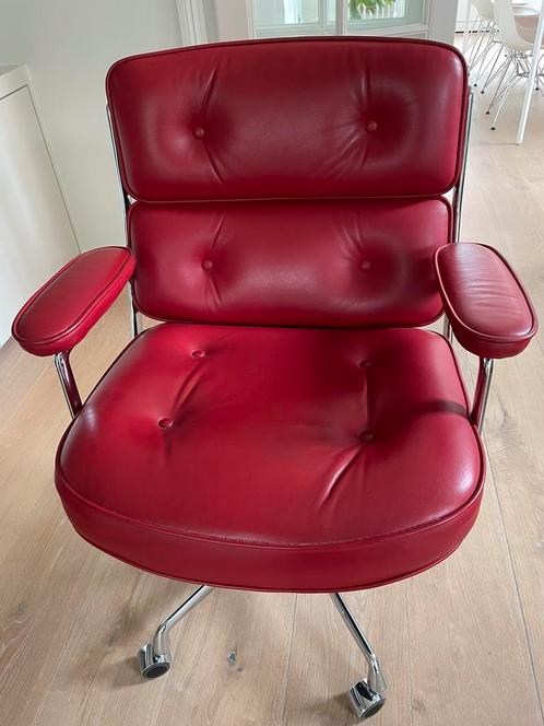 Vitra Lobby Chair, Huis en Inrichting, Fauteuils, Zo goed als nieuw, Ophalen