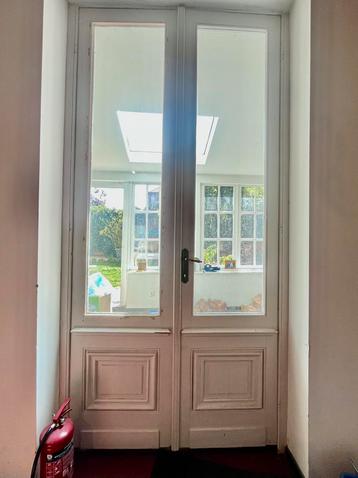 Oude binnendeur combinatie hout en glas (hoog!) beschikbaar voor biedingen