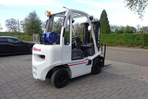 Nissan Heftruck 2.5 Ton (bj 2015), Zakelijke goederen, Machines en Bouw | Heftrucks en Intern transport, Heftruck, LPG, 2000 tot 3000 kg