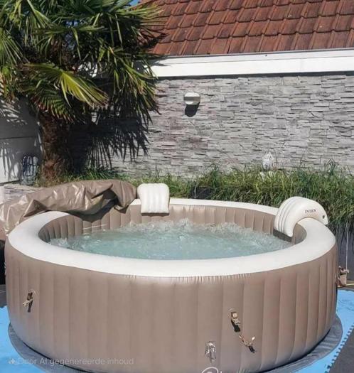 Jacuzzi INTEX 8 personen, Tuin en Terras, Bubbelbaden en Hottubs, Zo goed als nieuw, Opblaasbaar, Afdekzeil, Grondzeil, Filter