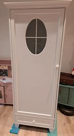 Kledingkast babykamer, Enlèvement