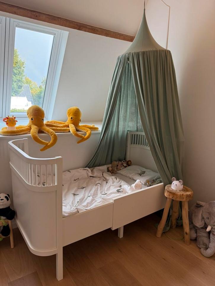 Sebra baby/peuter meegroeibedje incl matras, Kinderen en Baby's, Kinderkamer | Complete kinderkamers, Zo goed als nieuw, Ophalen
