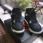 Air Joran 4 - taille 44, Enlèvement ou Envoi, Comme neuf, Chaussures de sport, Noir