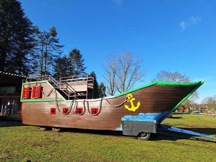 Carnavalswagen te koop, Kleding | Dames, Carnavalskleding en Feestkleding, Ophalen