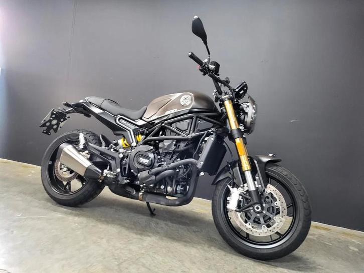 Benelli Leoncino 800 (BTW-motor) met weinig kilometers, Motos, Motoren | Benelli, Entreprise, Autre, plus de 35 kW