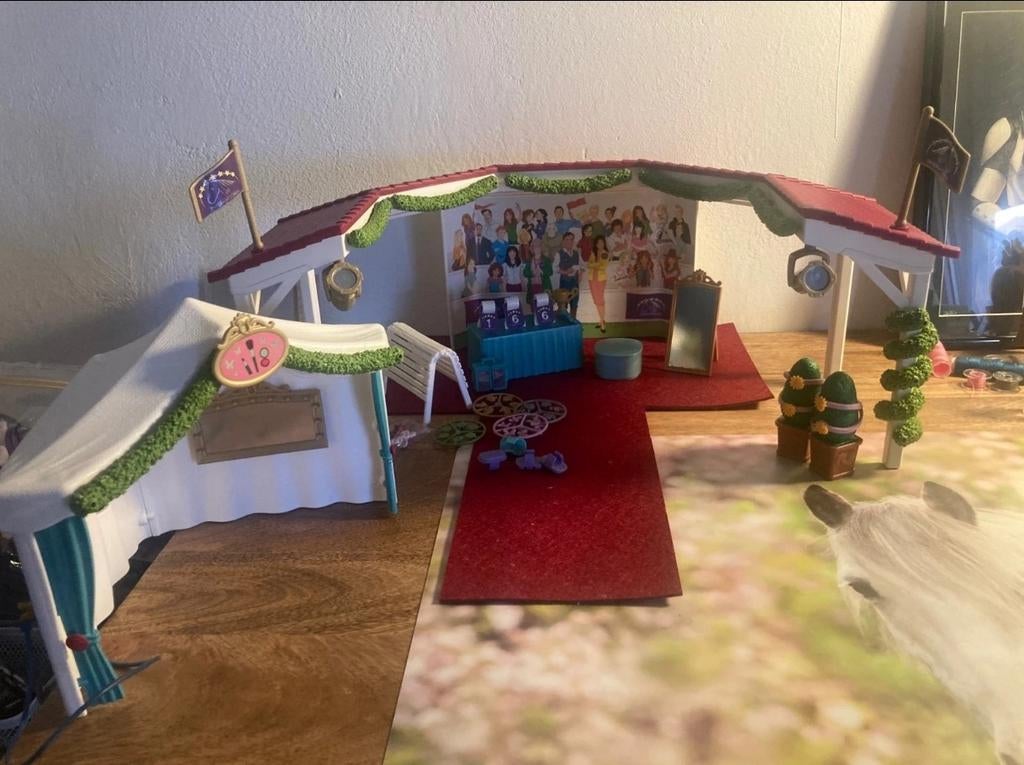 Schleich de grote paardenshow, Ophalen