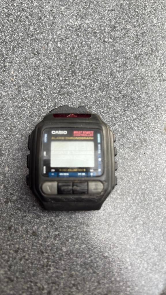 Ancienne montre casio, Bijoux, Sacs & Beauté, Enlèvement ou Envoi, Comme neuf