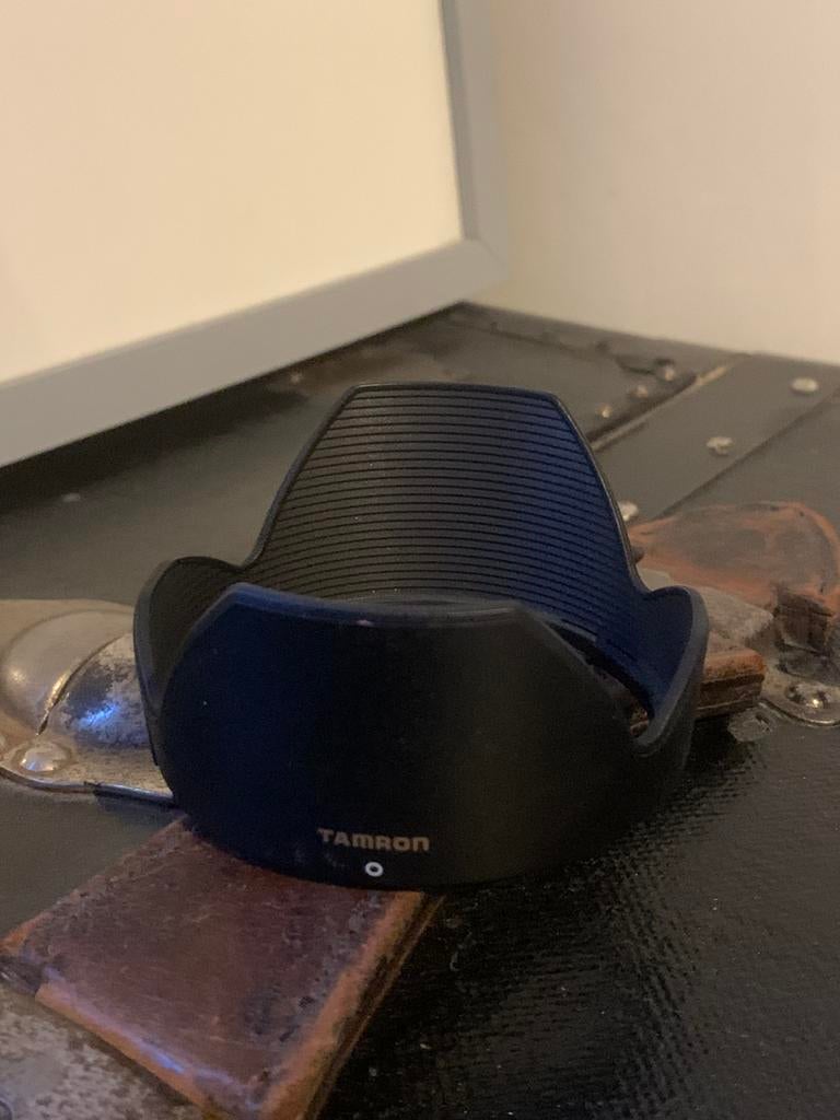 Pare-soleil Tamron original type tulipe, pour objectif 62 mm, Enlèvement ou Envoi