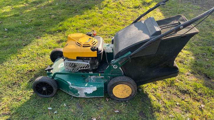 MTD Yard-man zelftrekkende grasmaaier type YM 6021 AS, Tuin en Terras, Grasmaaiers, Gebruikt, Benzine-grasmaaier, 50 cm of meer