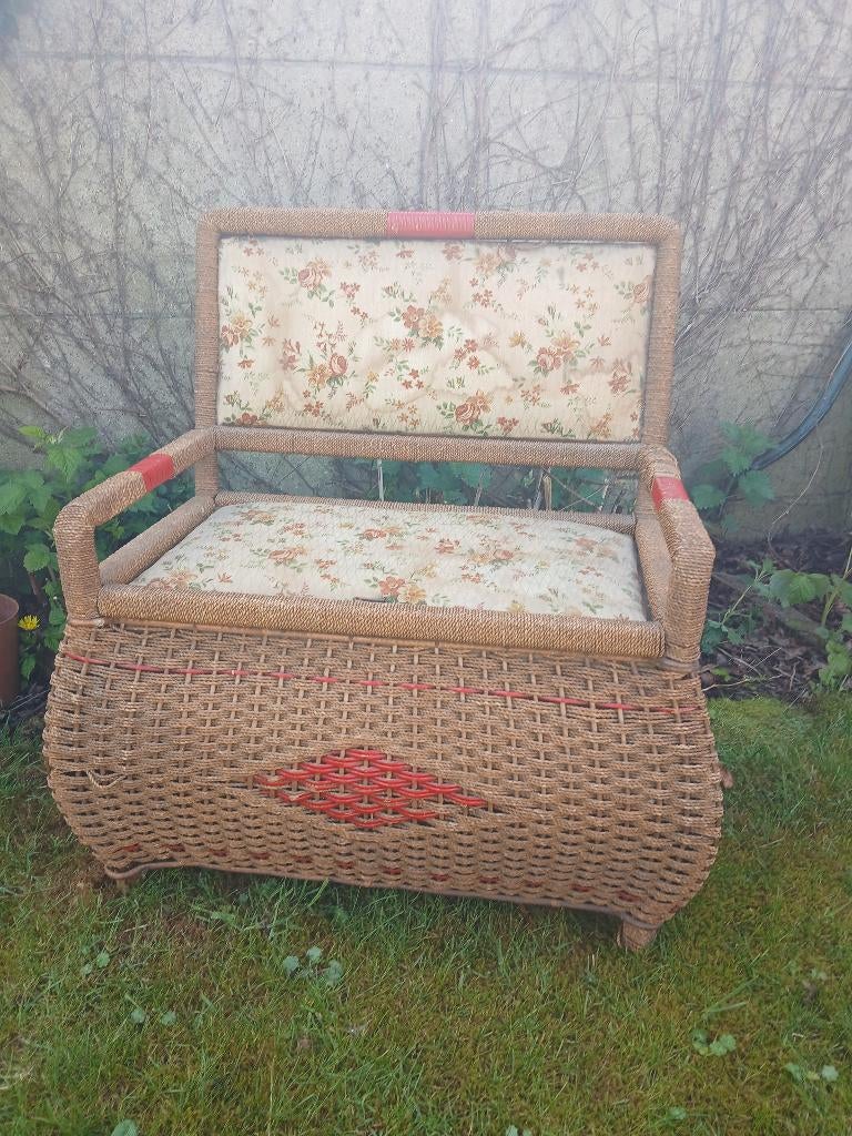 Vintage naaimand, als zitbank, Hobby en Vrije tijd, Naaien en Fournituren, Ophalen