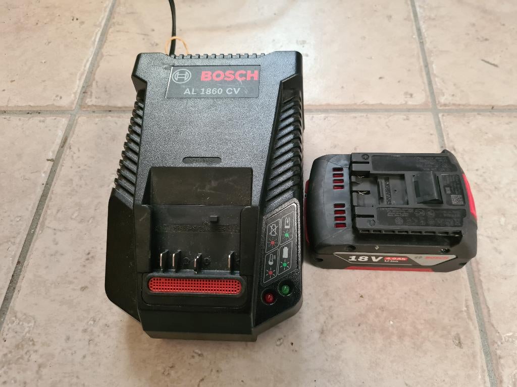 bosch 18v 4ah liion accu met lader, Doe-het-zelf en Bouw, Gereedschap | Machine-onderdelen en Toebehoren, Ophalen of Verzenden