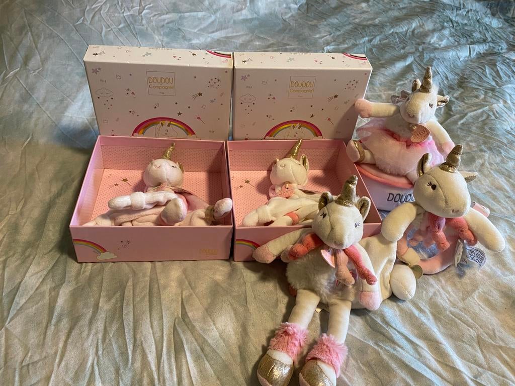 Pakket lucie la licorne, Ophalen, Zo goed als nieuw