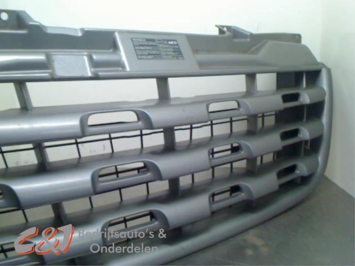 Grille van een Renault Master, Auto-onderdelen, Carrosserie, Renault, Gebruikt, 3 maanden garantie, Ophalen of Verzenden