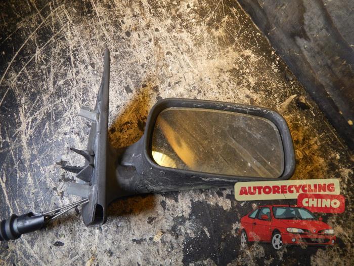 Buitenspiegel rechts van een Fiat Punto, Auto-onderdelen, Spiegels, Fiat, Gebruikt, 3 maanden garantie, Ophalen of Verzenden