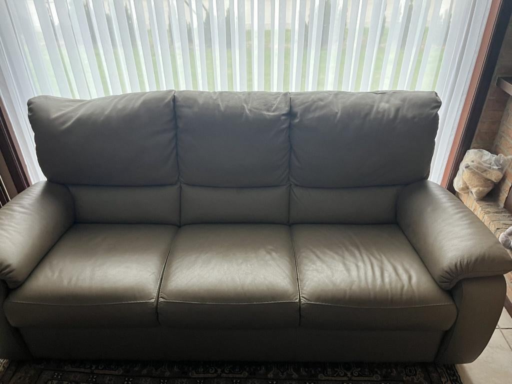 Salon, Ophalen, Gebruikt