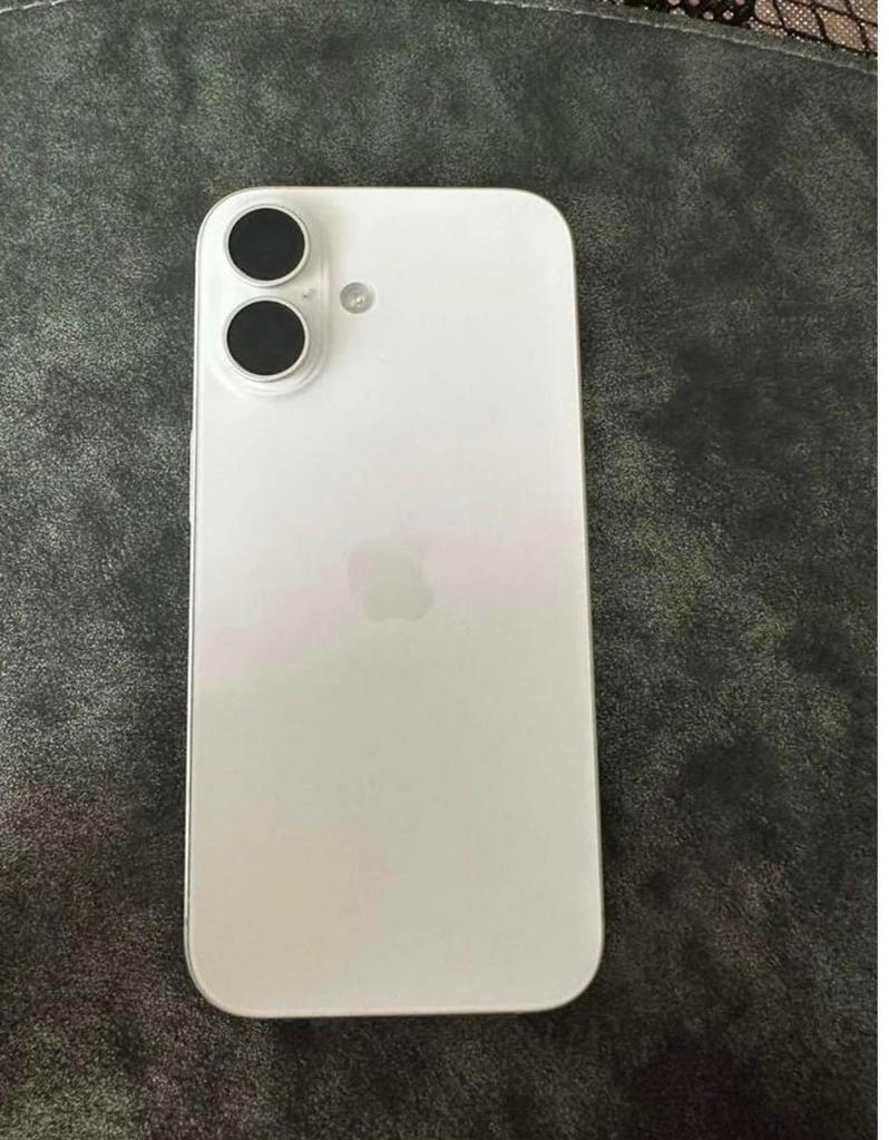 Iphone 16 92% wit, Télécoms, Téléphonie mobile | Apple iPhone, Comme neuf, 128 GB, Sans abonnement, Sans simlock, iPhone 16, Blanc